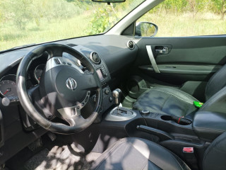 nissan-qashqai-2-benzigaz-automat