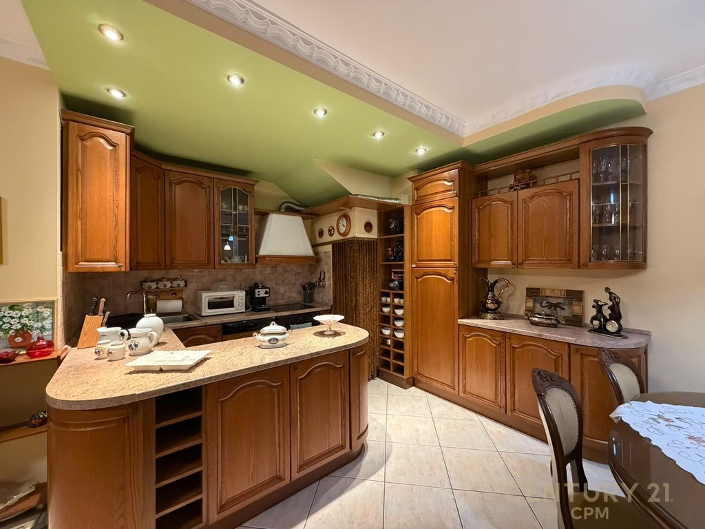 Duplex 2+1  per qira prane shkolles Emin Duraku