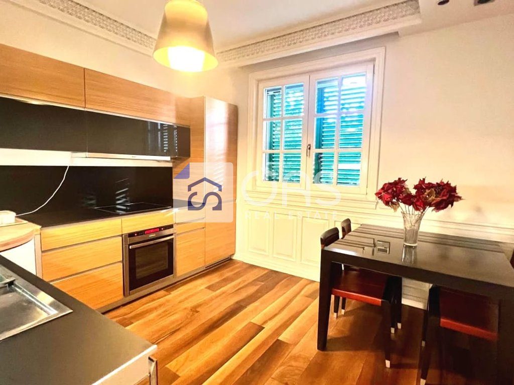 Jepet apartament me qera 1+1 Shkolla Kuqe