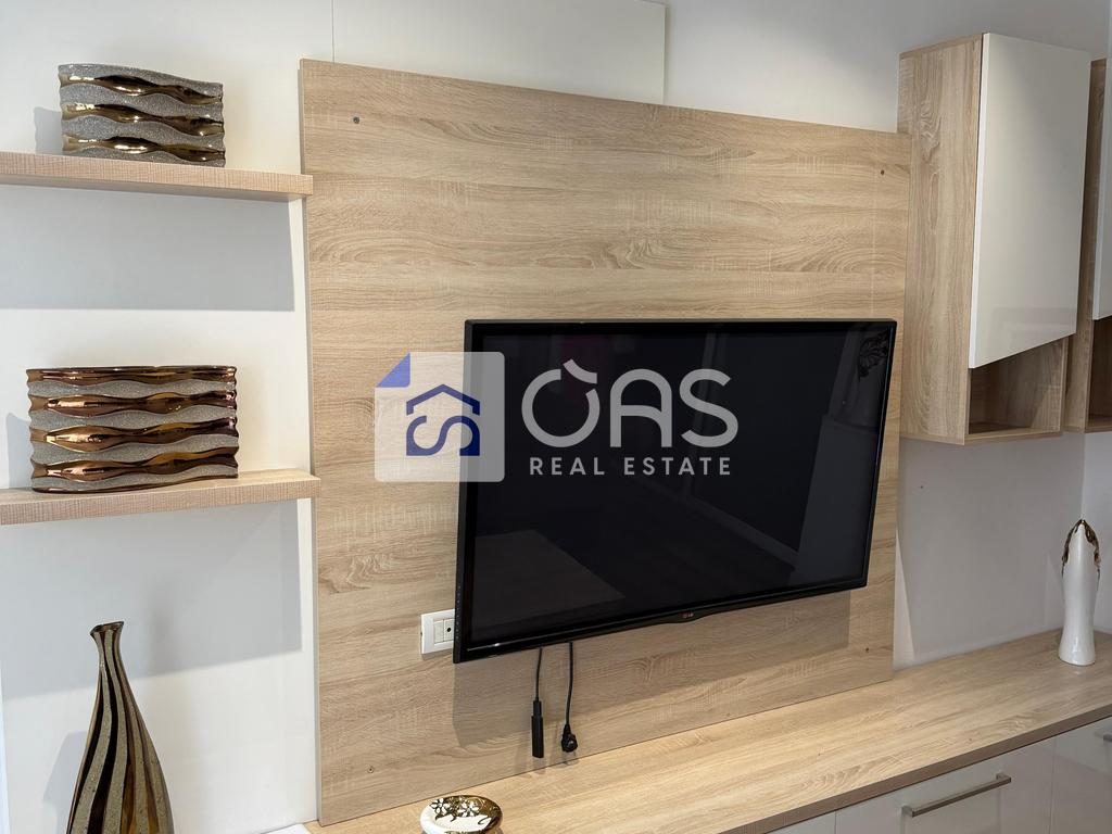 Jepet apartament me qera 1+1 Rruga Barrikadave