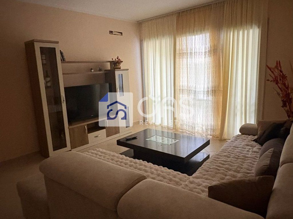 Shitet apartament 2+1 Ne Vlor