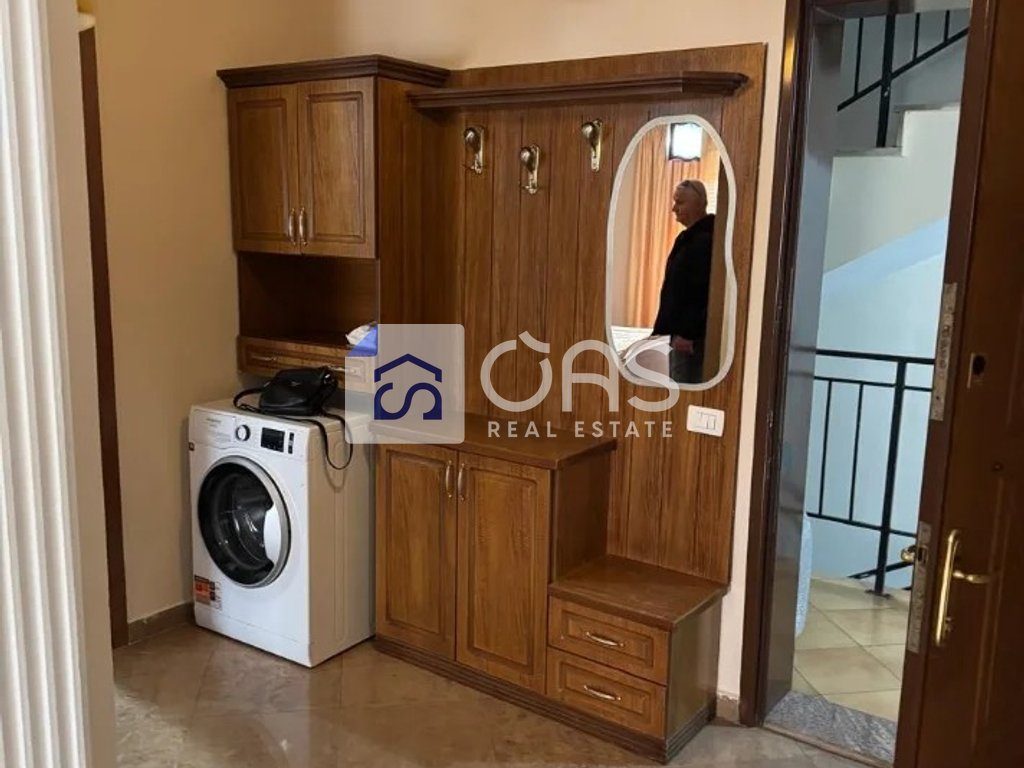 Jepet apartament me qera 1+1 Sheshi Willson