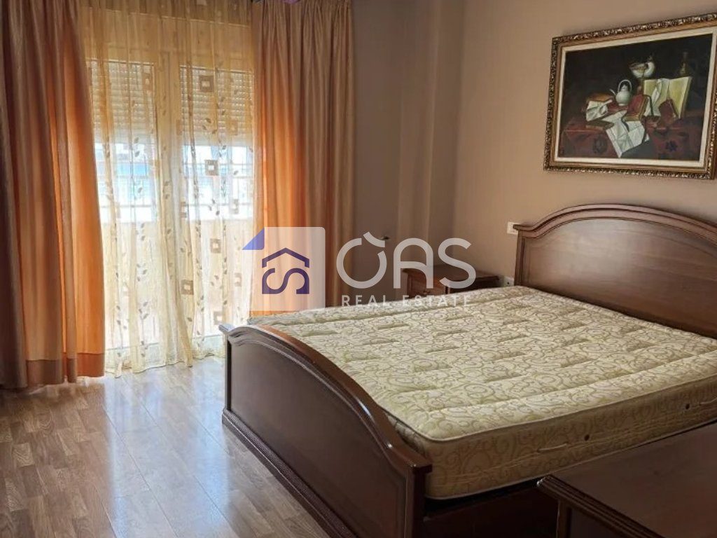 Jepet apartament me qera 1+1 Sheshi Willson
