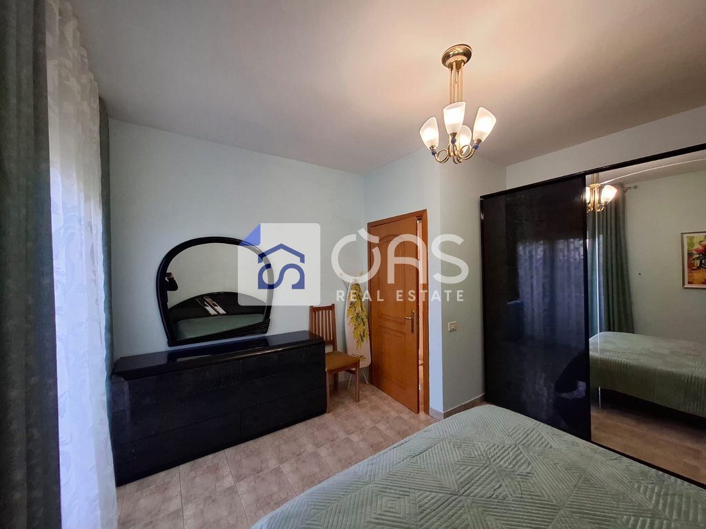 Jepet apartament me qera 1+1 Komuna Prisit