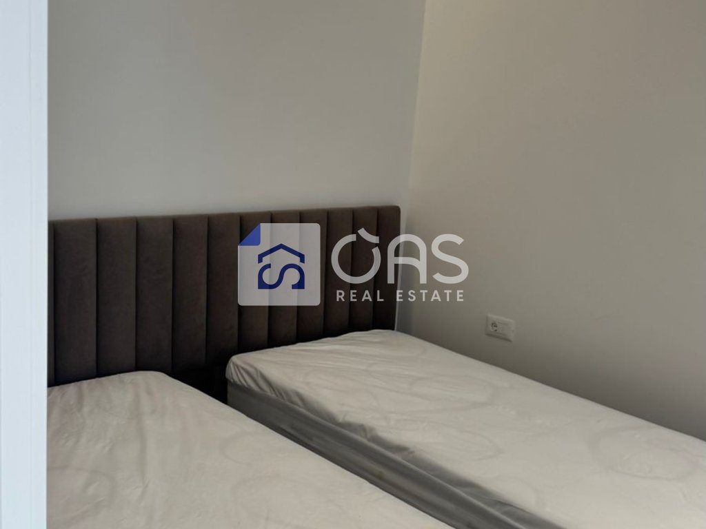 Jepet apartament me qera 1+1 5 Maj