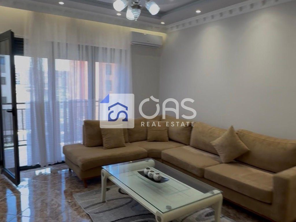Jepet apartament me qera 1+1 Astir me post parkimi