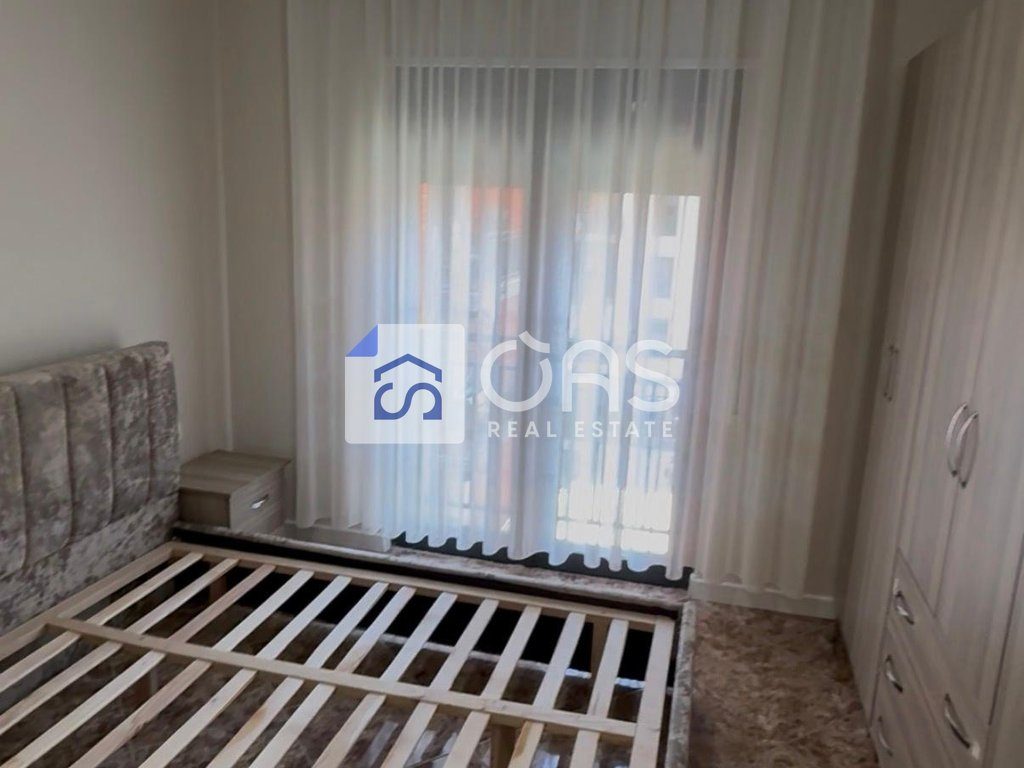 Jepet apartament me qera 1+1 Astir me post parkimi