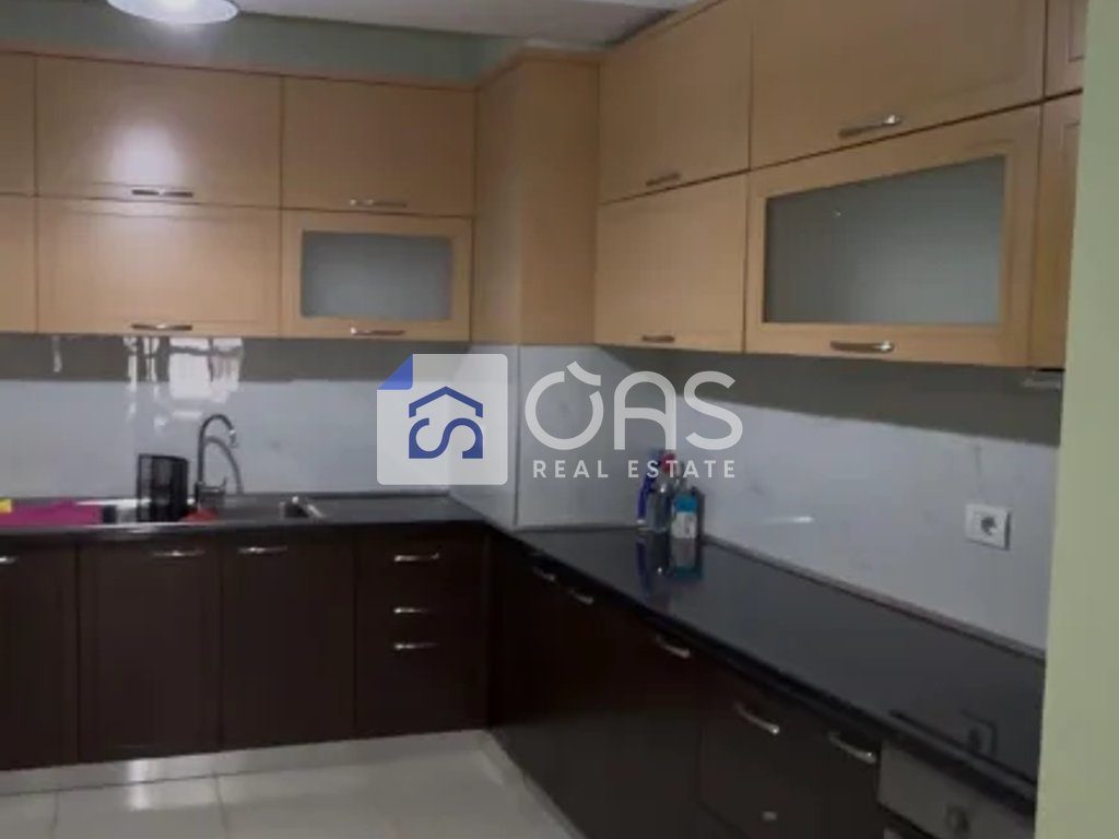 Jepet apartament me qera 1+1 Komuna Parisit