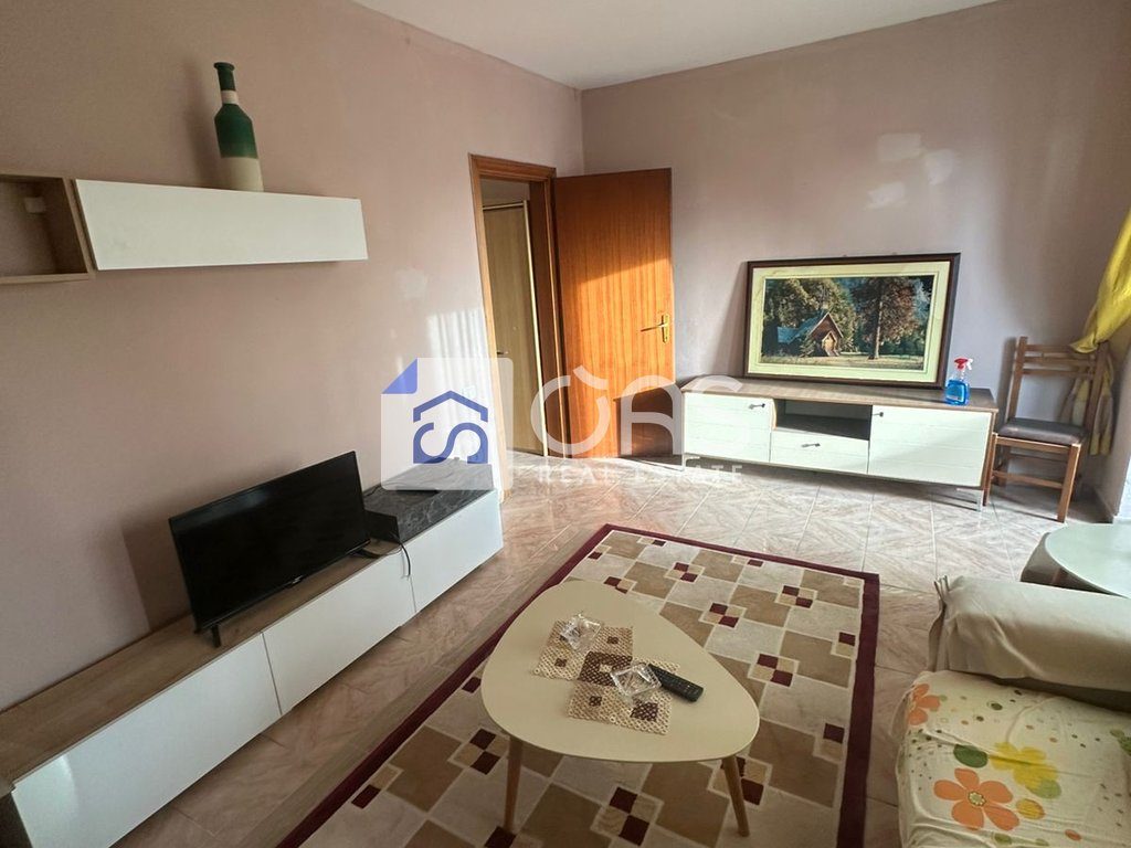 Jepet apartament me qera 1+1 Vasil Shanto