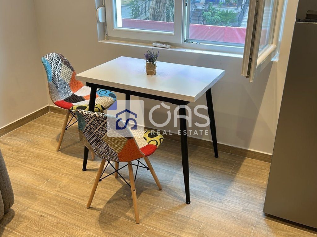 Jepet apartament me qera 1+1 Rruga Elbasanit