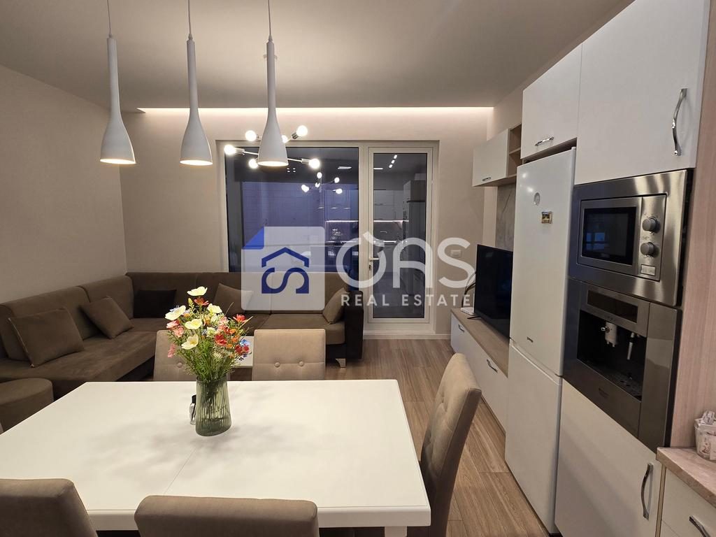 Jepet apartament me qera 2+1 Bulevard i Ri + Post parkimi