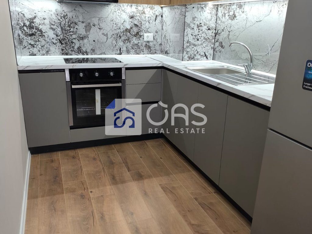 Jepet apartament me qera 1+1 Larake