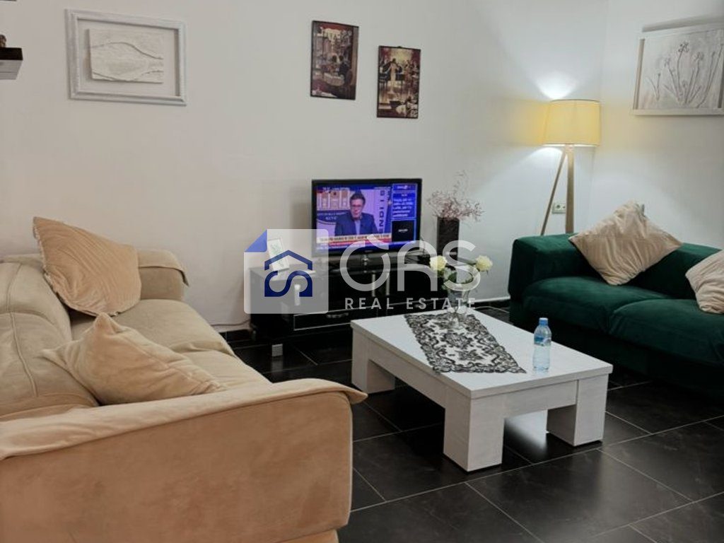 Jepet apartament me qera 2+1 Rruga Bardhyl