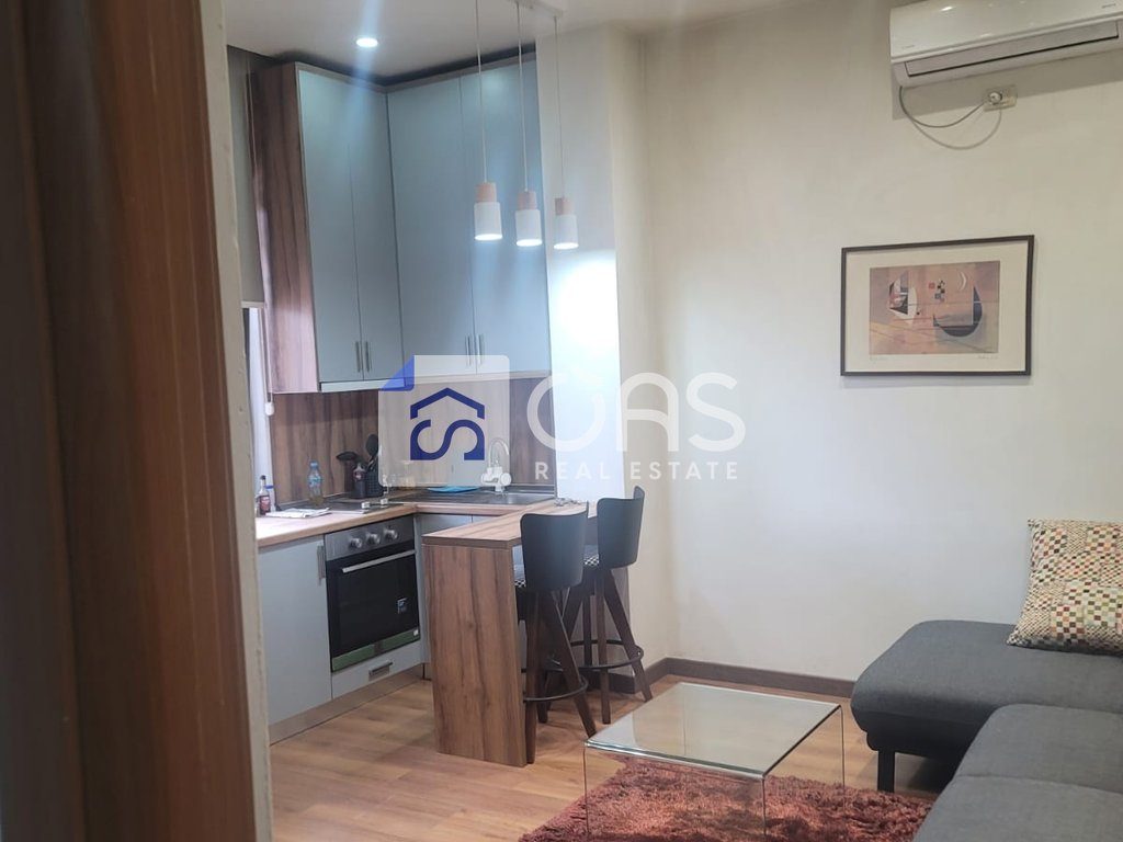 Jepet apartament me qera 1+1 9 Katshete