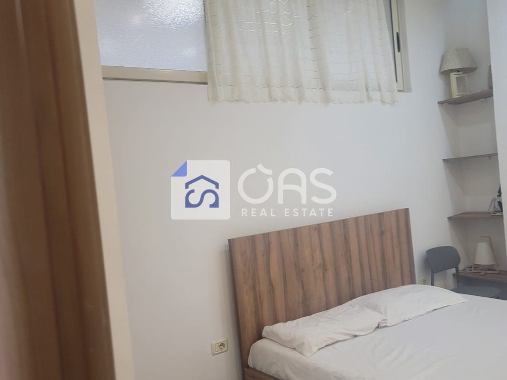 Jepet apartament me qera 1+1 9 Katshete