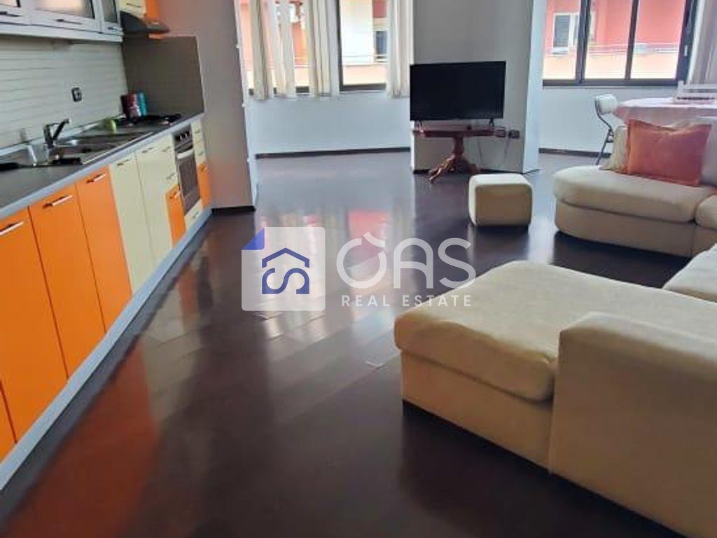 Jepet apartament me qera 2+1 Komuna Parisit