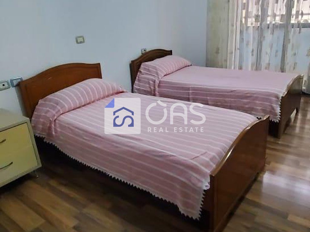 Jepet apartament me qera 2+1 Komuna Parisit