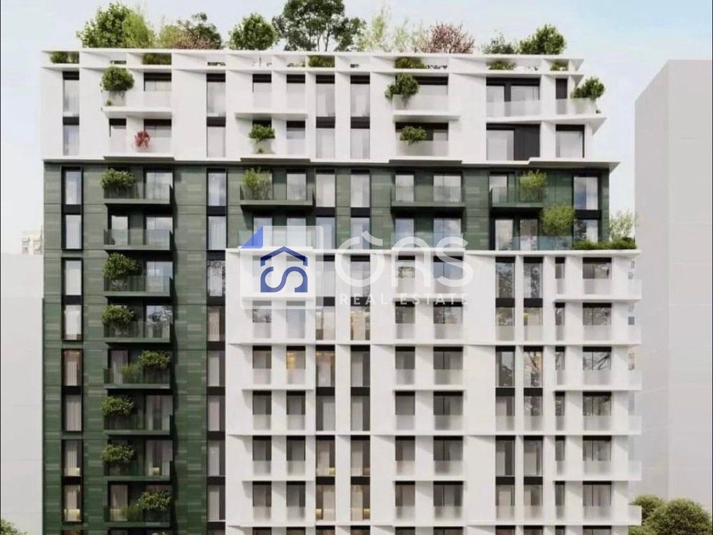 Shitet apartament 1+1 Komuna Parisit