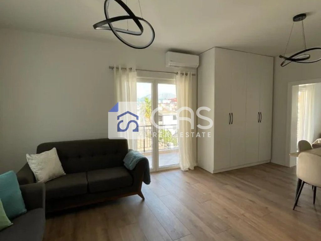 Jepet apartament me qera 1+1 Ish Parku