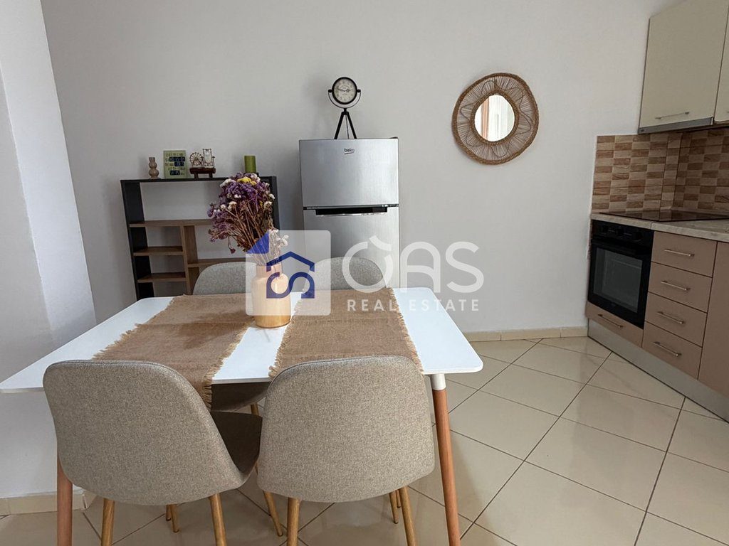 Jepet apartament me qera 1+1 5 Maj