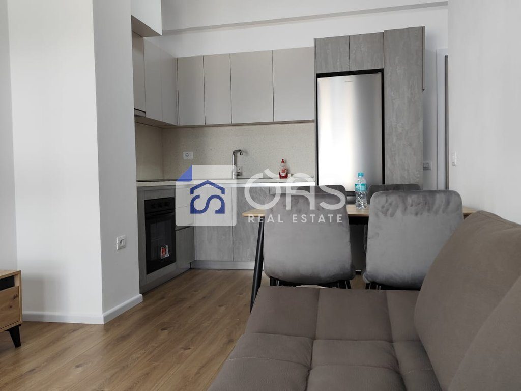 Jepet apartament me qera 1+1 ne Fresk