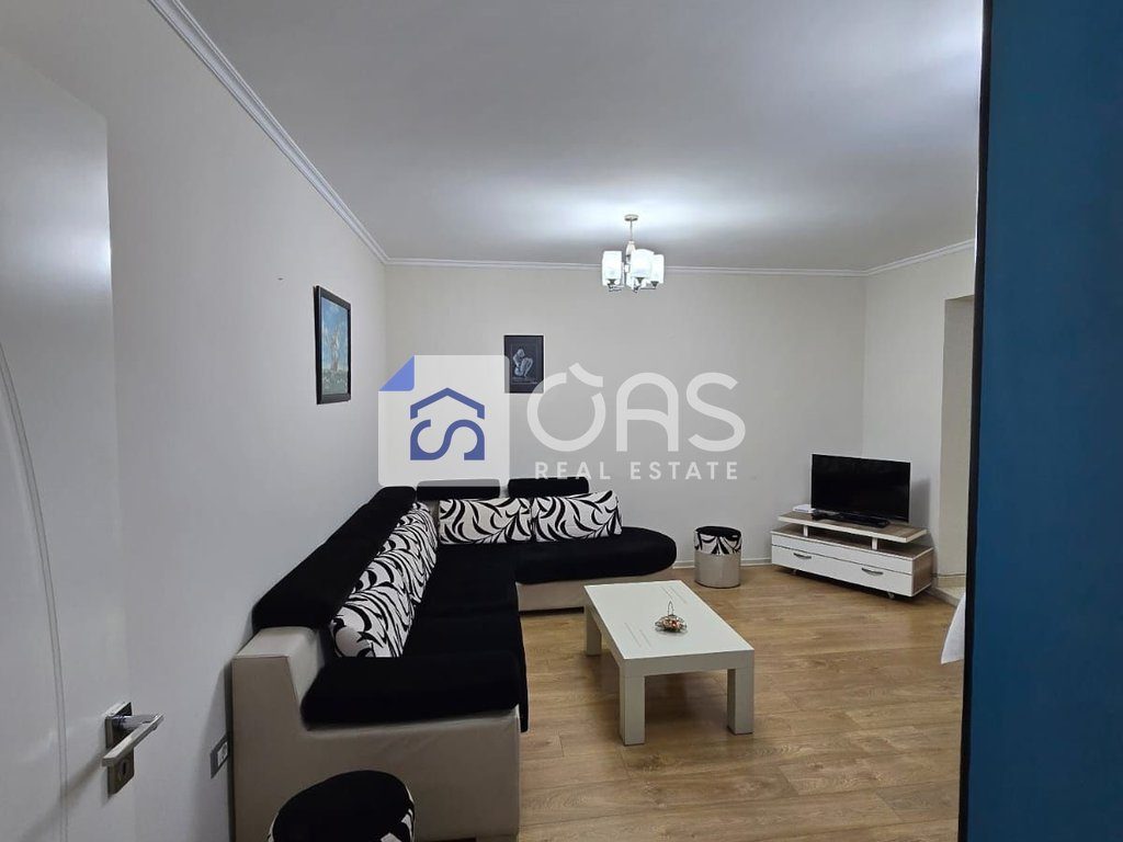 Jepet apartament me qera 1+1 Vasil Shanto