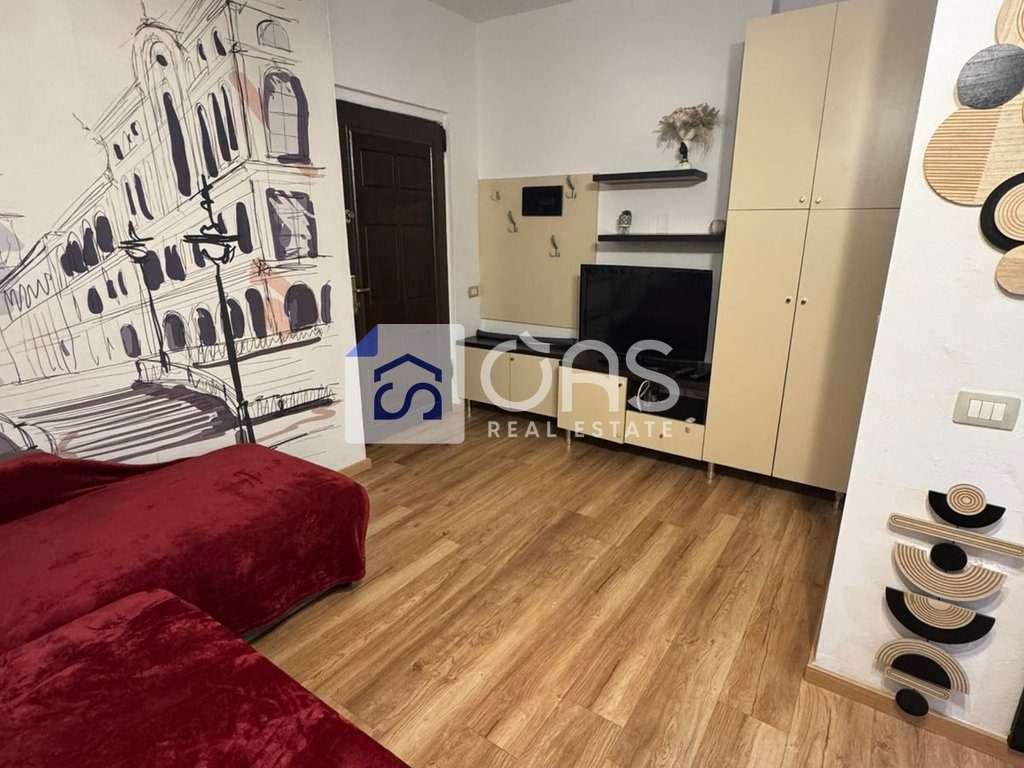 Jepet apartament me qera 1+1 21 Dhjetori