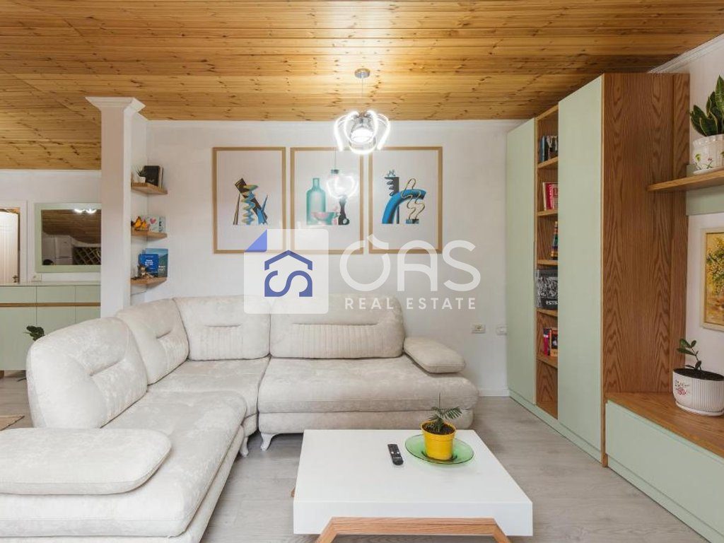 Jepet apartament me qera 2+1 Rruga E Dibres