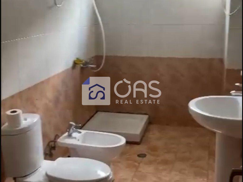 Jepet apartament me qera 2+1 21 Dhjetori