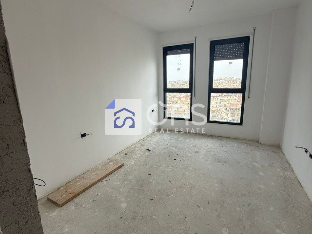 Shitet apartament 1+1 ne Kinostudio