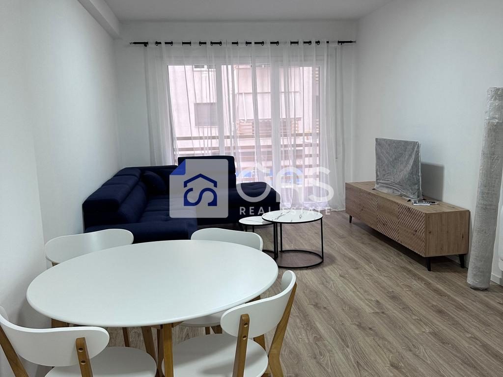 Jepet apartament me qera 1+1 Laprake