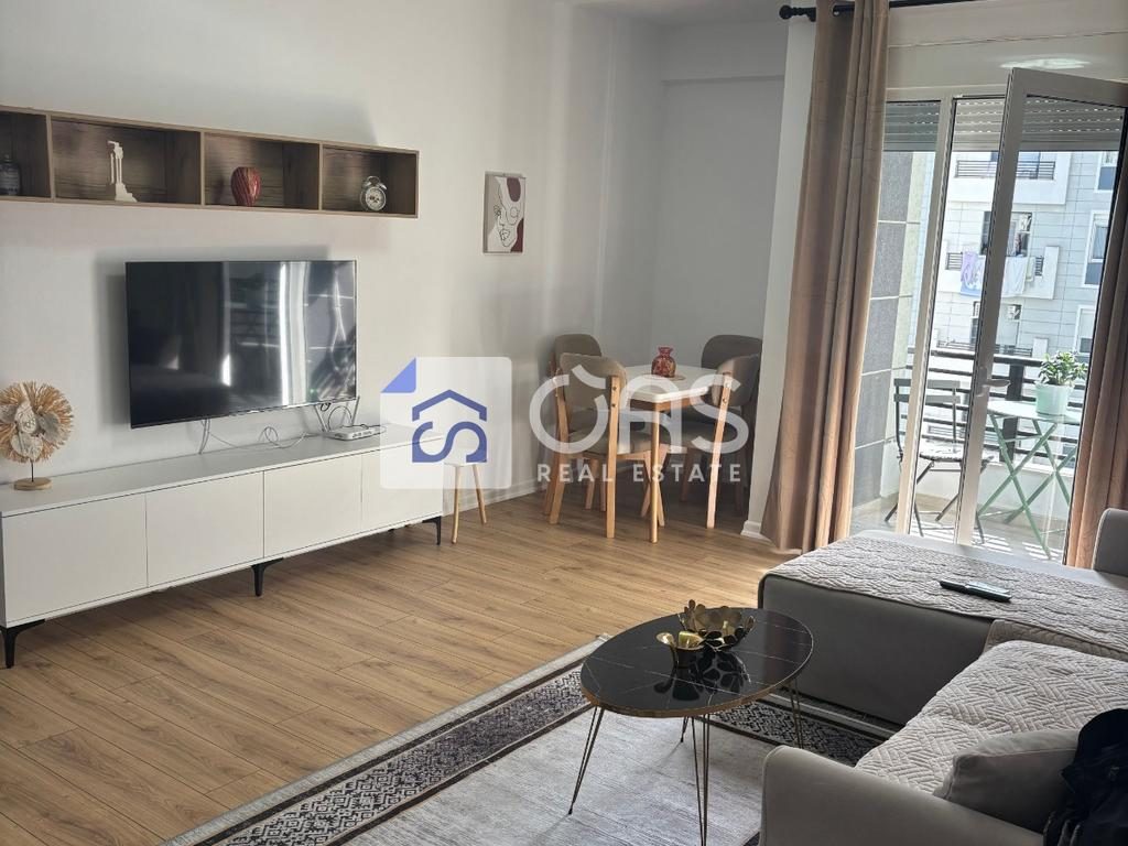 Jepet apartament me qera 2+1 Ish Praku