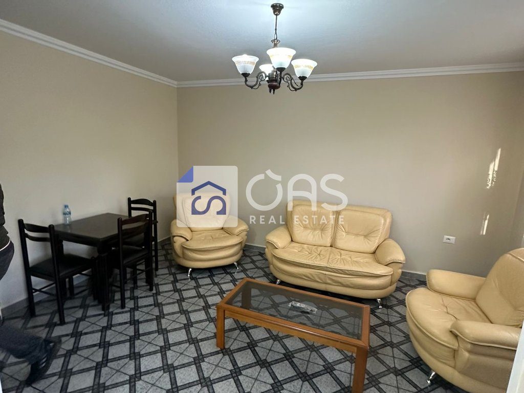 Jepet apartament me qera 1+1 Pallati Me Shigjeta