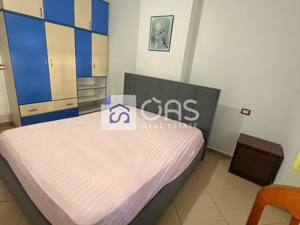 Jepet apartament me qera 1+1 Yzbreisht