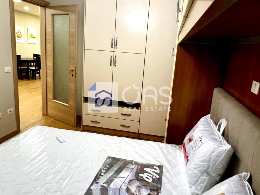 Jepet apartament me qera 1+1 tek Brryli
