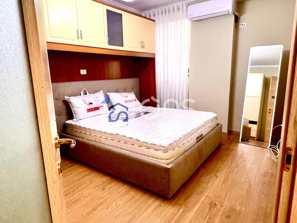 Jepet apartament me qera 1+1 tek Brryli