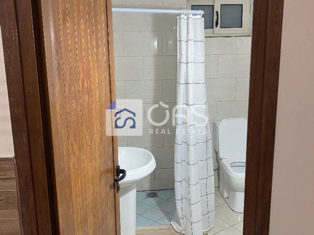 Jepet apartament me qera 1+1 Rruga Dibres