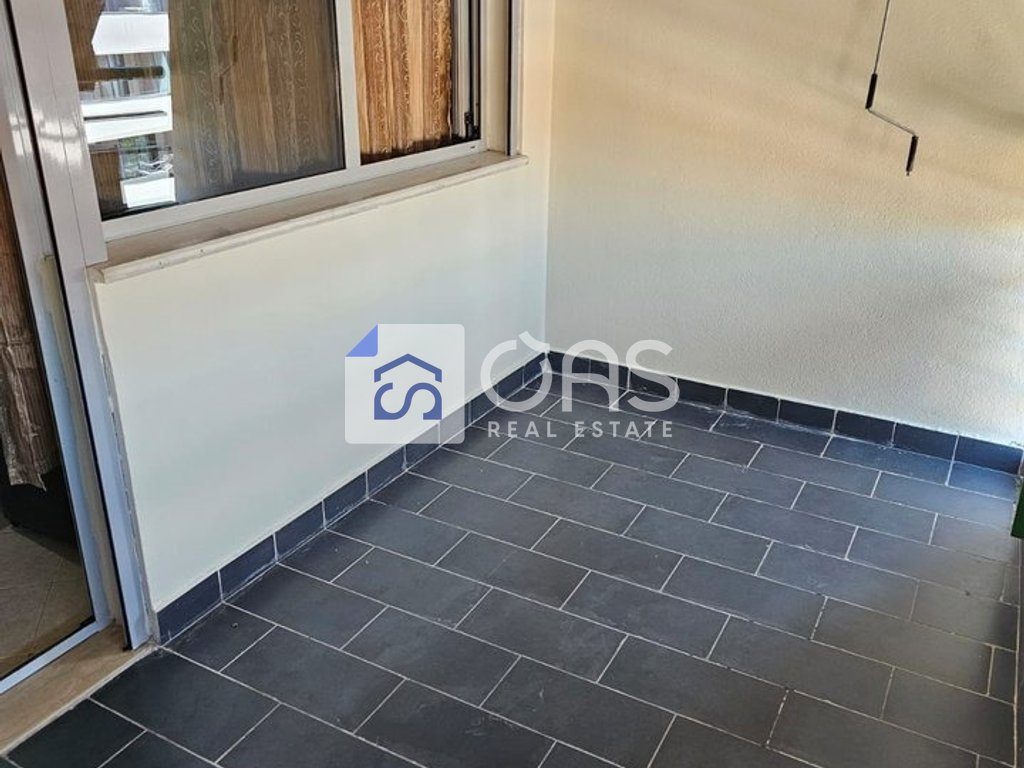 Jepet apartament me qera 1+1 Rruga Dibres