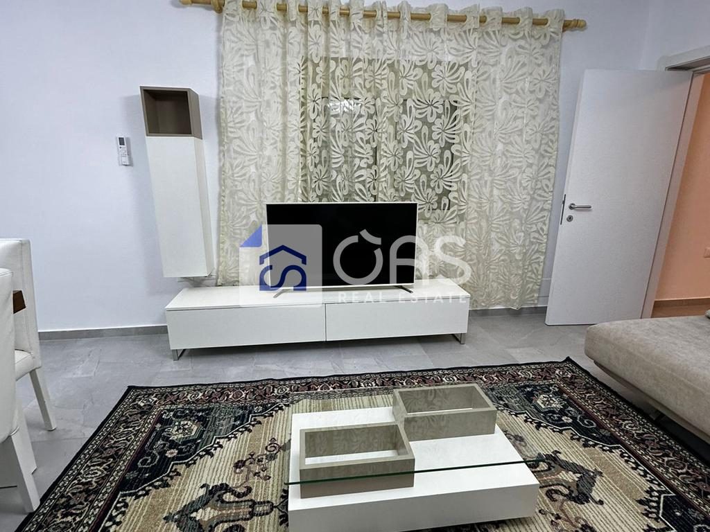 Jepet me qera aprtament duplex 2+1 Stacioni Trenit