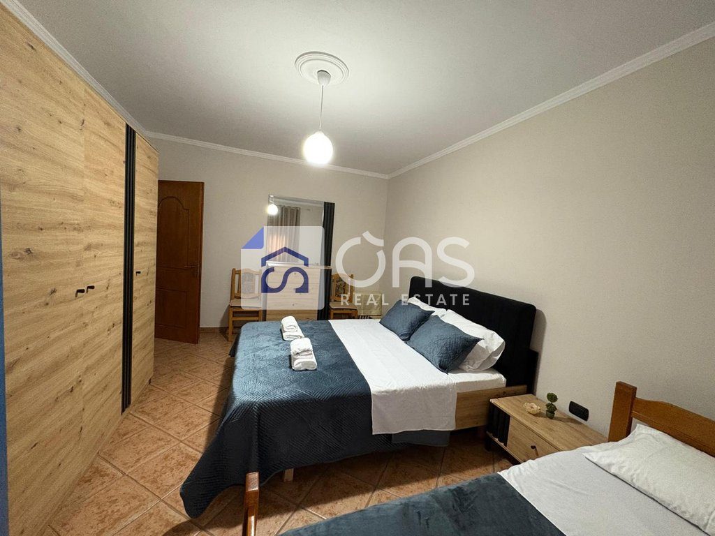 Jepet apartament me qera 1+1 Laprak