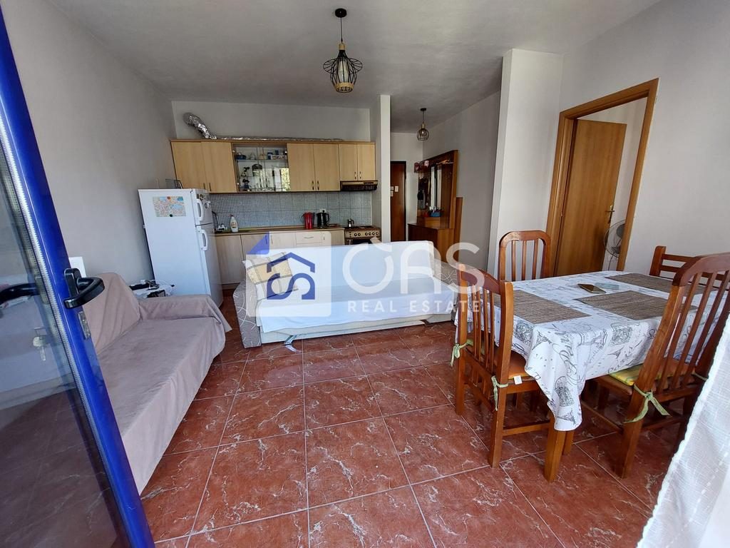 Jepet apartament me qera 1+1 Rruga Elbasanit