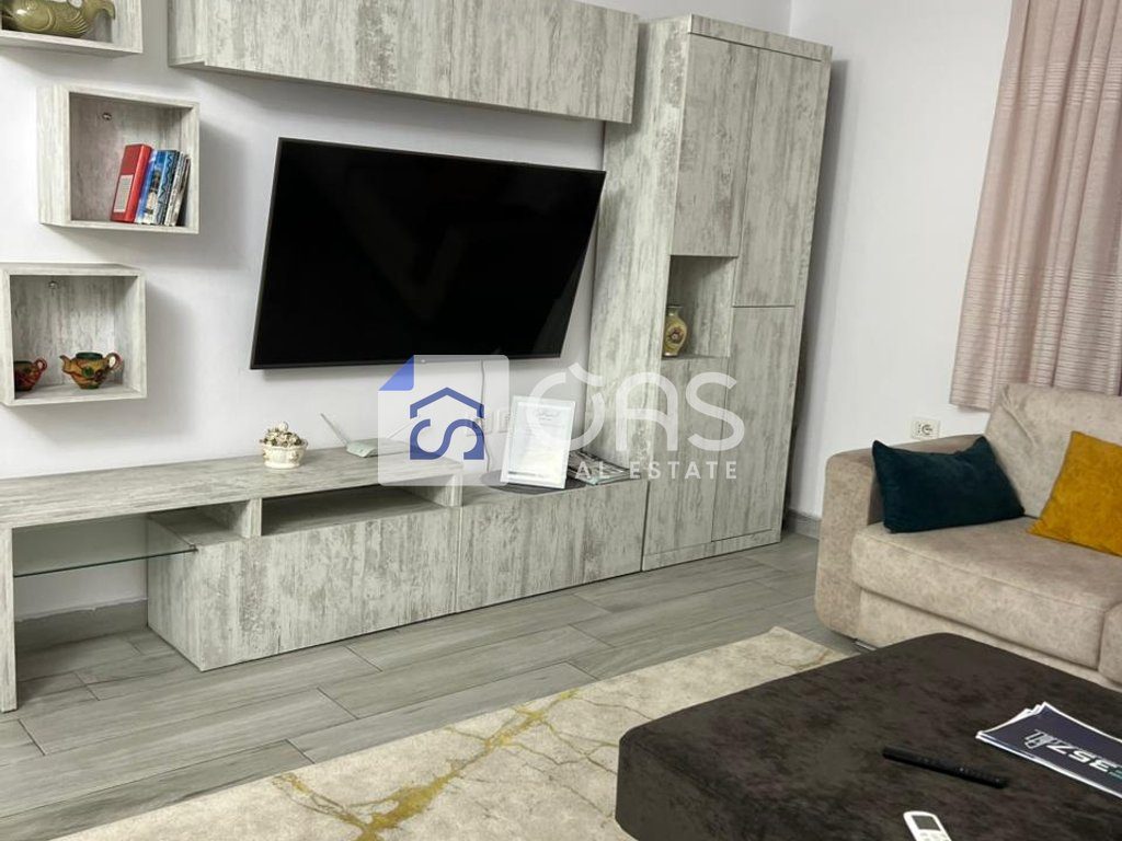 Jepet apartament me qera 2+1 Shkolla Baletit