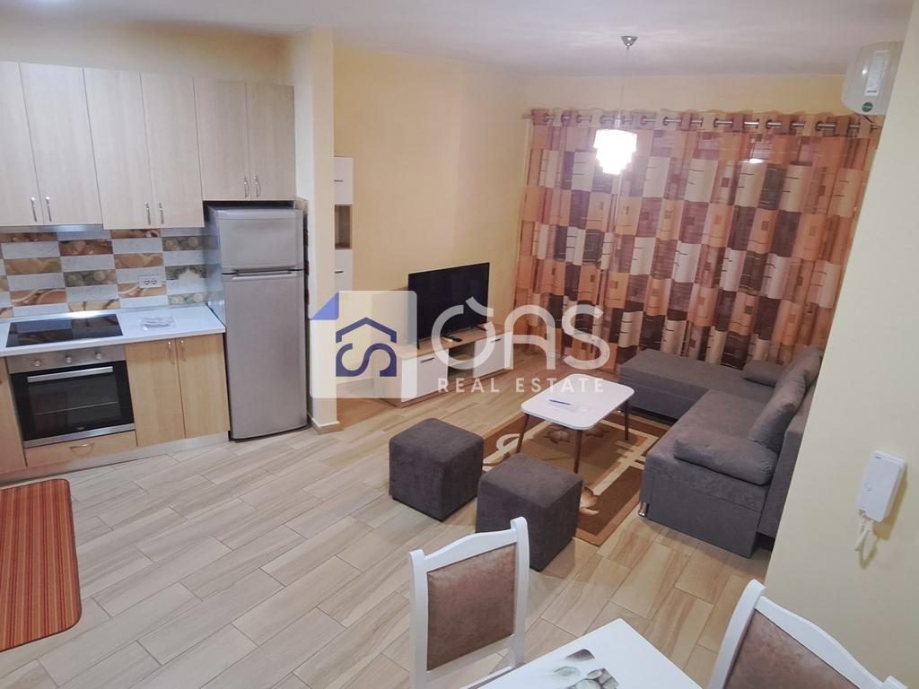 Jepet apartament me qera 1+1 Rruga e Kosovarve