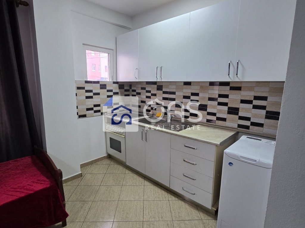 Jepet apartament me qera 1+1 Oxhaku