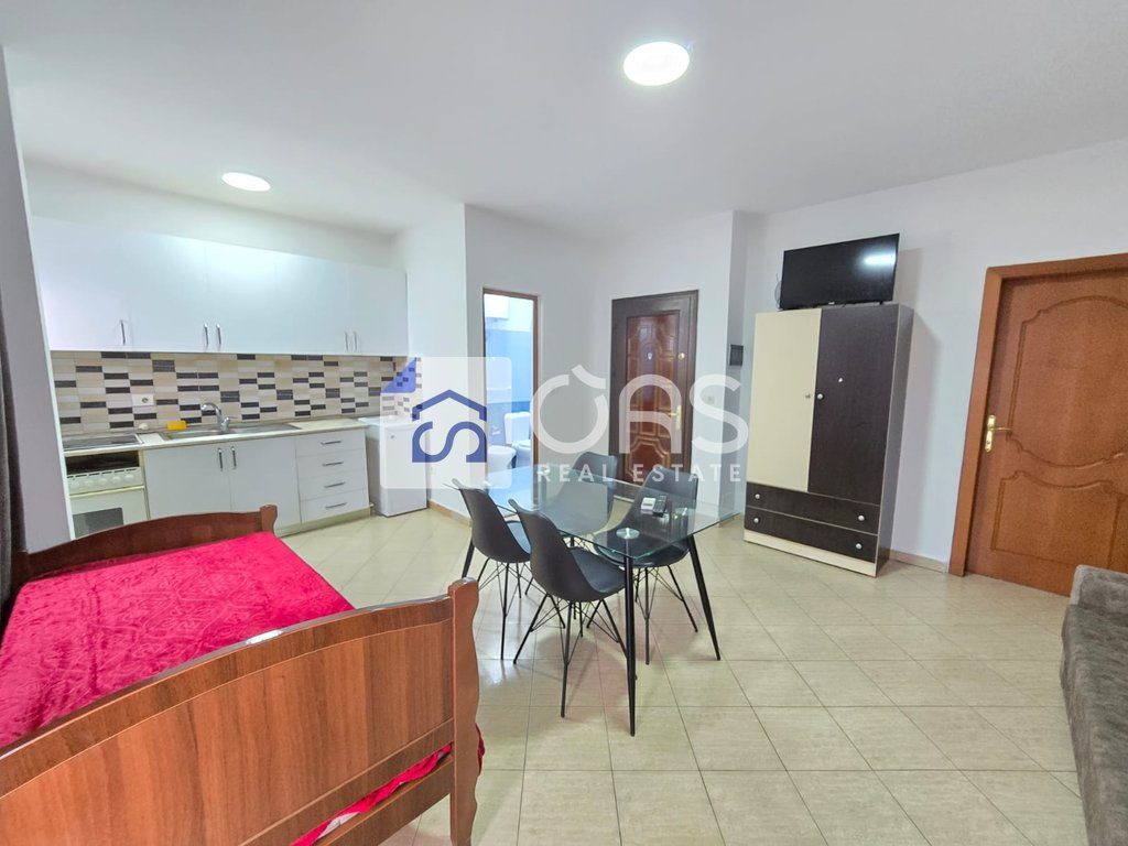 Jepet apartament me qera 1+1 Oxhaku