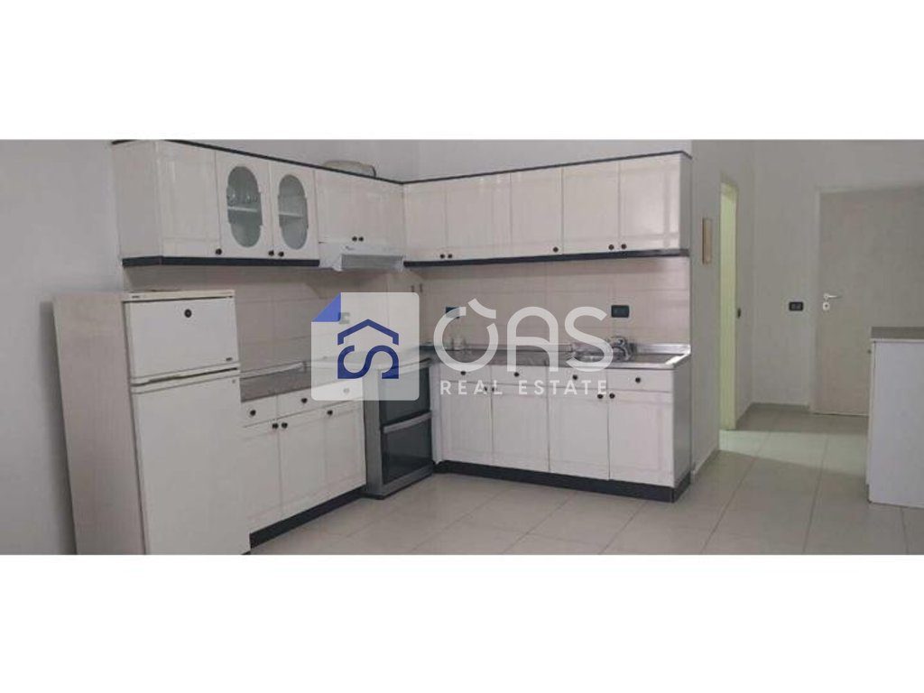 Jepet apartament me qera 2+1 Yzberisht