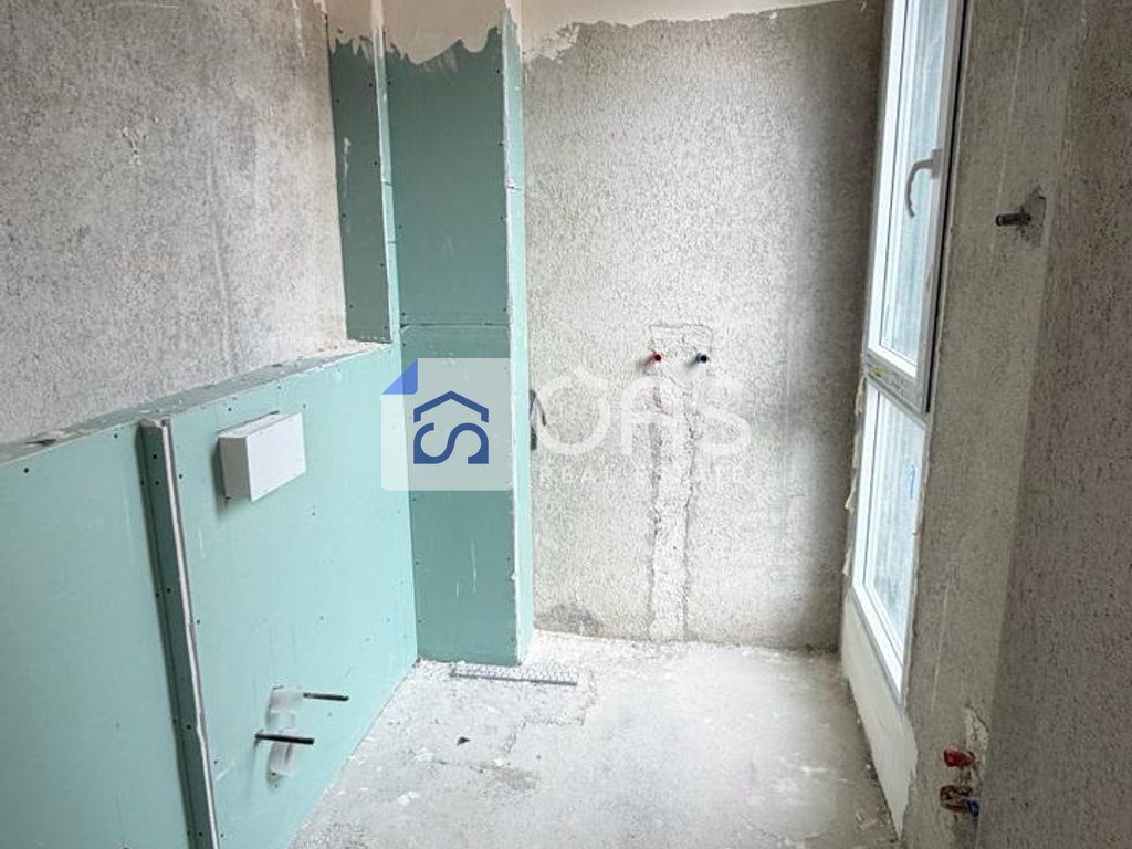 Shitet apartament 2+1+2 ne Ali Demi