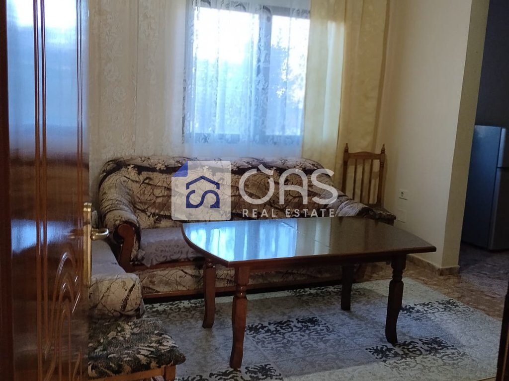 Jepet me qera apartament 2+1 Ali Demi