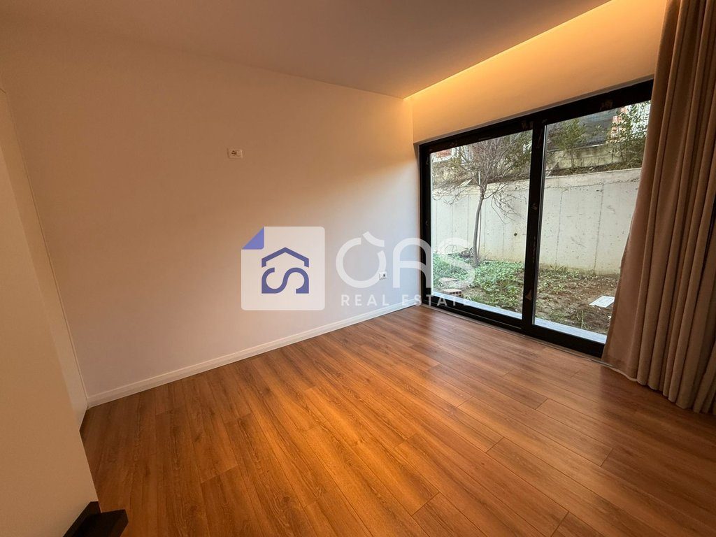 Shitet Apartament 2+1+2+Post Parkimi ne Fark (O2 Residence).
