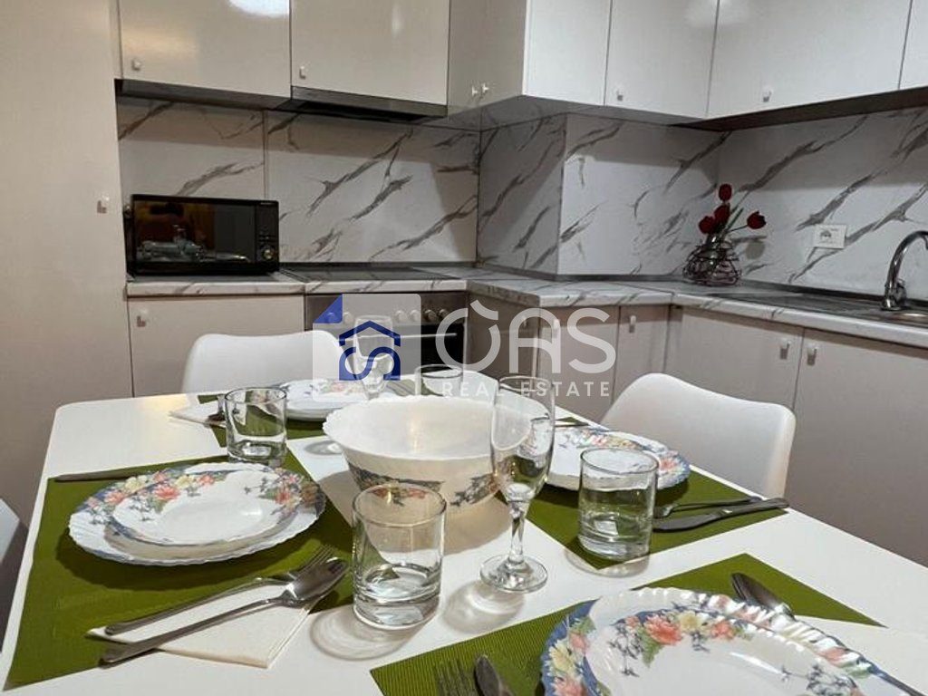 Jepet me qera apartament 2+1 ne Bllok